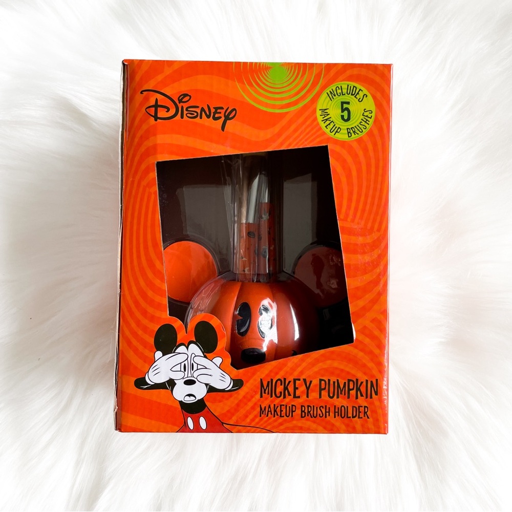NIB Disney Mickey Mouse Jack-O'Lantern Makeup Brush Set & Holder